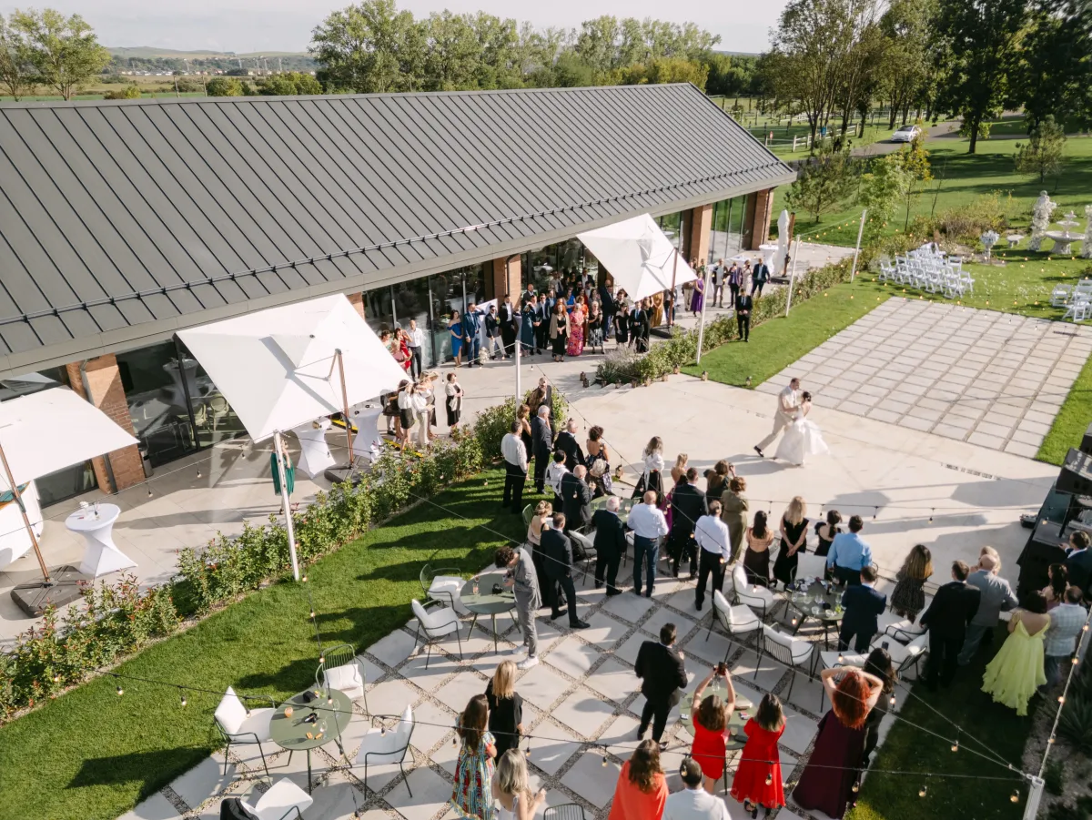 domeniul Wild Hills Jucu la apus, locație de nuntă lângă Cluj-Napoca